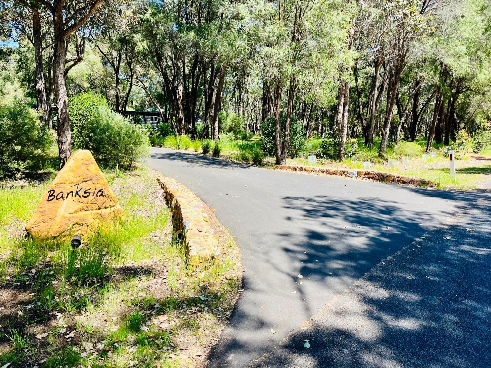 Banksia Luxury Villa Margaret River ภายนอก รูปภาพ